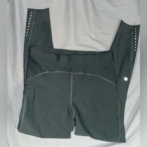 “Smoked spruce” high rise Lululemon leggings